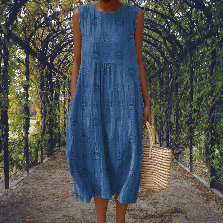 Aikaterini – Elegant sleeveless dress with pockets